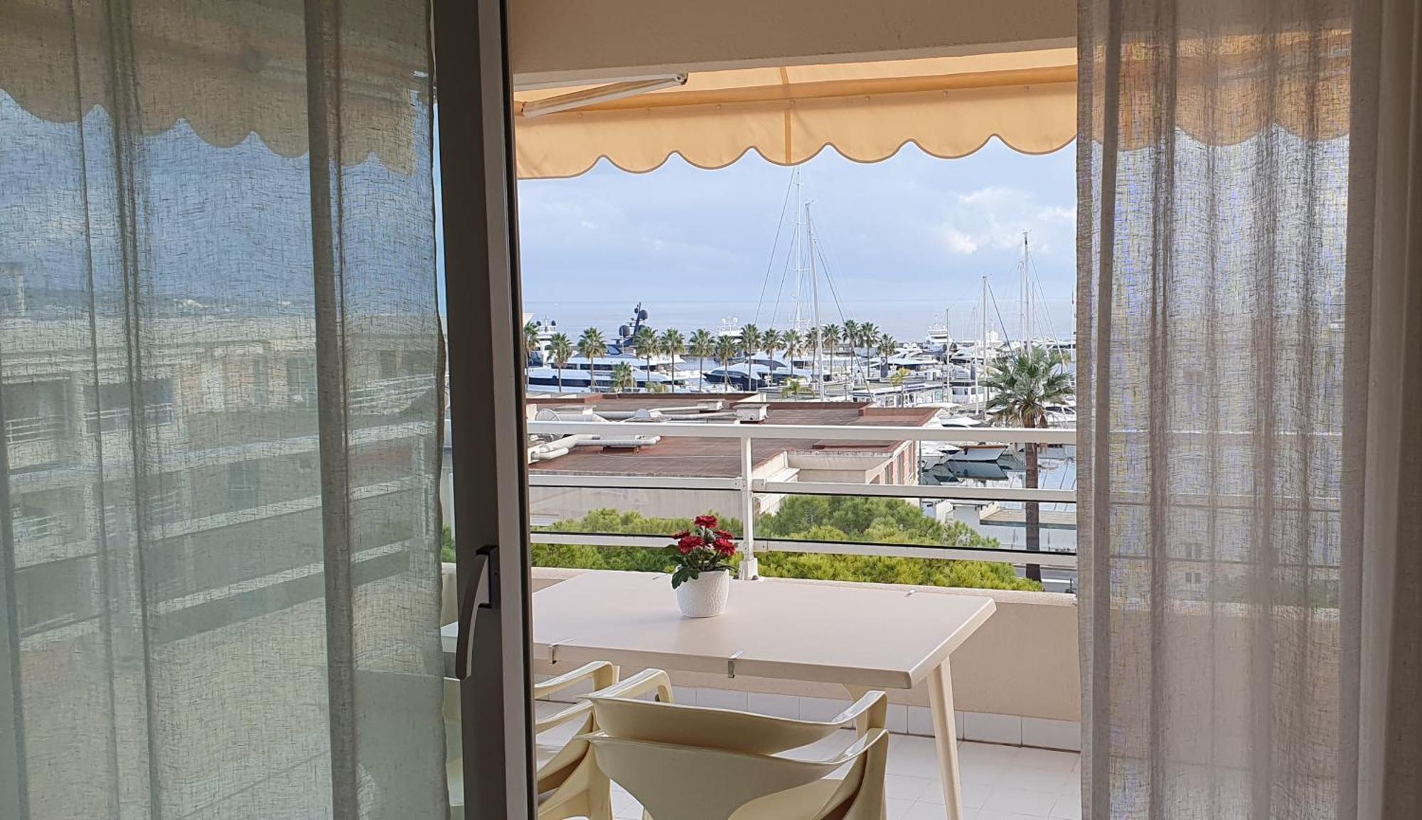 Standing Vue Mer Entre Cannes Et Antibes Golfe-Juan Eksteriør billede